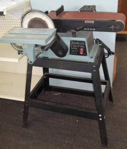 lot 4 image: Large Benchtop Sander with Stand