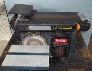 lot 5 image: Benchtop Sander