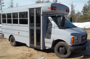 lot 1 image: Bus
