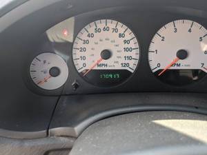 lot 3 image: 2006 Dodge Grand Caravan SXT 4-Door Van Extended Cab