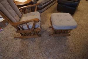 Wood Frame Glider Rocking Chair With Ottoman
