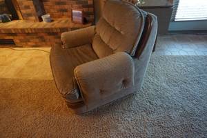 Wood Accent Cloth Sitting Chair