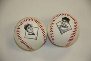 Souvenir Baseball Lot  9 Balls