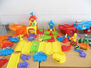 Toy Car & Toy Train Sets