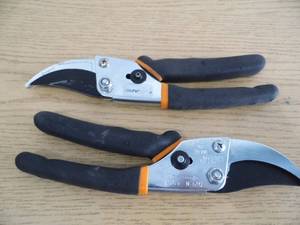 Lot of 2 Pair Fiskars Cutters