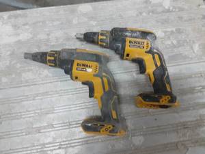 2-Dewalt Dry Wall Screw Guns 20 Volt DCF620