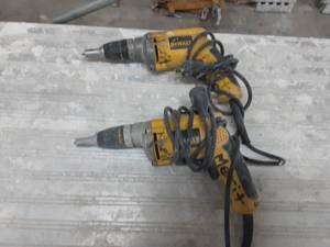 2-Dewalt DW272 VSR Dry Wall Screw Driver