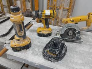 Dewalt 18 Volt Cut Out Tool, Drill, Circular Saw, 2-Batteries, 1-Charger