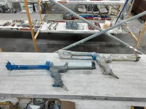 2-Cox Pneumatic Caulking Guns