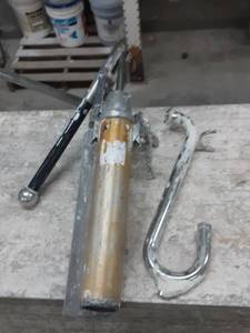 Tape Tech Mud Pump With Goose Neck