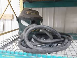 3.5 Hp. 10 Gallon Shop Vacuum