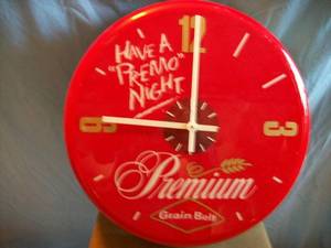 Grainbelt Premium Clock. 18 diameter. Light works but clock does not. As shown.