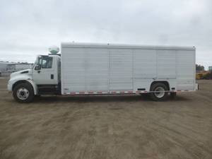 lot 8A image: 2006 International 4300 Beverage Truck # 1416
