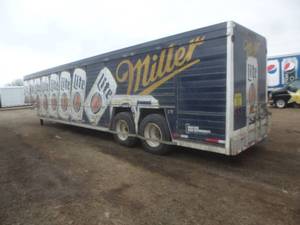 lot 9 image: 2000 Hesse Beverage Trailer # 1904