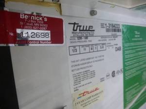 lot 21 image: True Glass Door Merchandiser Cooler # 112698