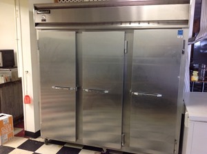 lot 10 image: 3 Door Continental Refrigerator