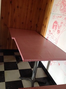 lot 34 image: 2 Tables 30 x 30
