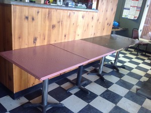lot 83 image: 4 Tables 30 x 30