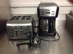 lot 91 image: Toaster, Knife Sharpener & Coffee Maker