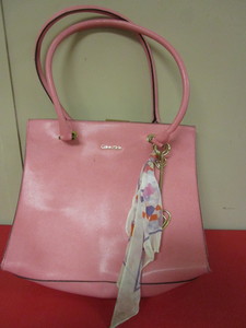 CALVIN KLEIN PURSE