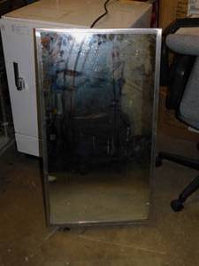 lot 5 image: Large Bathroom Mirror