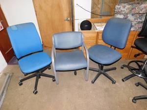 lot 20 image: Chairs