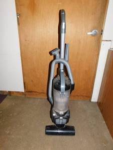 lot 24 image: Crofton Upright Vacuum Cleaner