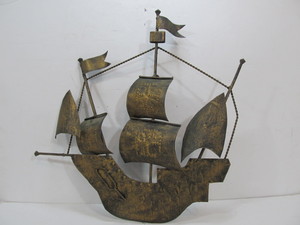 lot 56 image: Vintage Metal Pirate Ship Wall Sculpture
