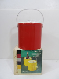 lot 101 image: NOS Vintage Ice Bucket - Barmates by Donde - Red