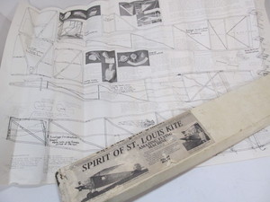 lot 106 image: Vintage Spirit of St. Louis Balsa Wood Kite Model Kit