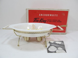 lot 111 image: NOS Mid Century FIRE KING Serving Dish wStand