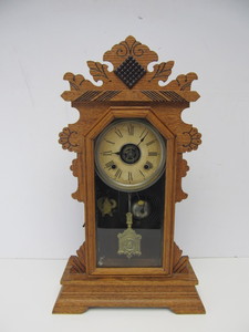 lot 100 image: Working Antique ANSONIA Kitchen Clock