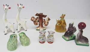 lot 159 image: 6 Sets of Mid Century Ceramic Salt & Pepper Shakers