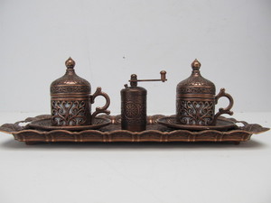 lot 160 image: Vintage Middle Eastern Spice Grinders & Tray