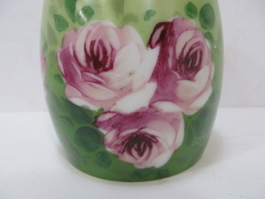 lot 229 image: Antique Hand Painted Cigar Humidor Tobacco Jar
