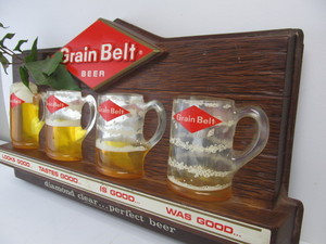lot 256 image: Vintage 1960s GRAIN BELT Premium Vacuum-Form Beer Mug Sign 