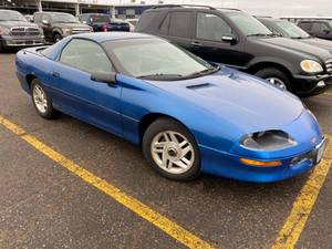 lot 11 image: 1994 Chevrolet Camaro