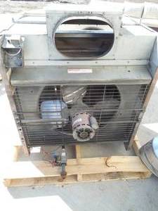 lot 32 image: REZNOR F-400 Gas Fired Vertical Unit Heater - 400,000 BTU
