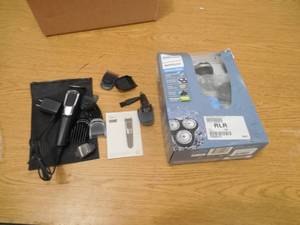 lot 77 image: (2) Electric shavers with extras