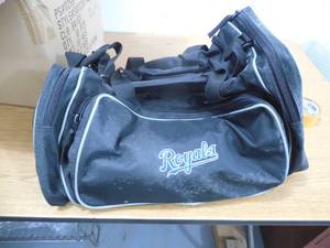 lot 110 image: (3) 20 KANSAS CITY ROYALS MLB DUFFEL BAGS