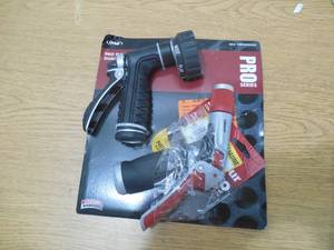 lot 128 image: Orbit Rear Trigger Metal Rugged Nozzle Dual Pack