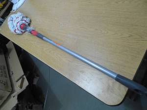 lot 152 image: Libman Tornado Mop