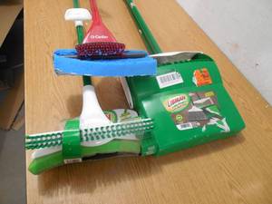 lot 170 image: 2 MOPS AND BROOM WITH DUST PAN LOT