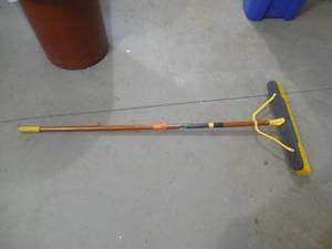 lot 171 image: Quickie Job Site 24 in. Multi-Surface IndoorOutdoor Push Broom
