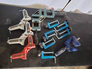 lot 23 image: Lot of Joint Clamps