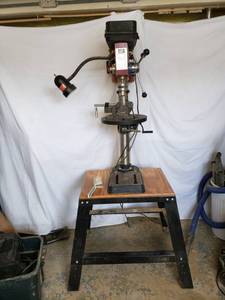 lot 20 image: Northern Industrial 16 Speed Drill Press