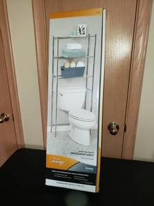 lot 124 image: Over The Toilet SpaceSaver Shelf