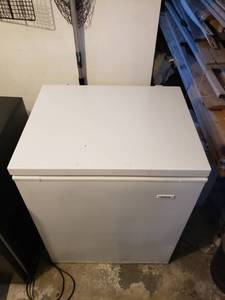 lot 151 image: Galaxy Chest Freezer