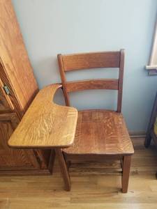 lot 105 image: Traditional Schoolhouse Chair and Desk