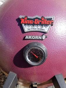 lot 154 image: King Griller Akorn Smoker